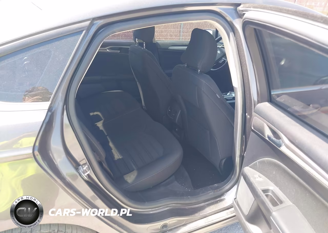 2018 Ford Fusion Se VIN:3FA6P0HD7JR187323 - 8