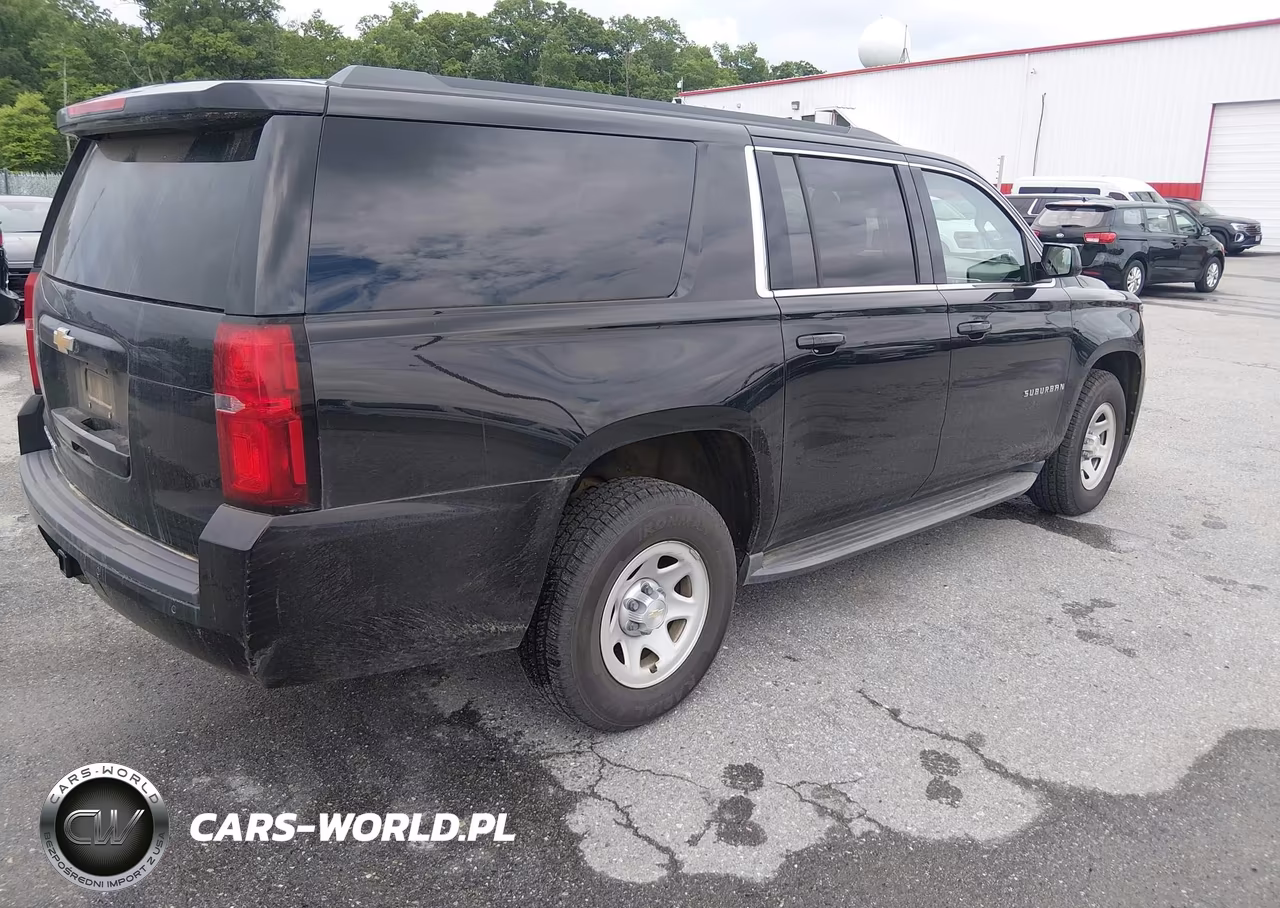 2017 Chevrolet Suburban Commercial Fleet VIN:1GNSKKECXHR353703 - 4