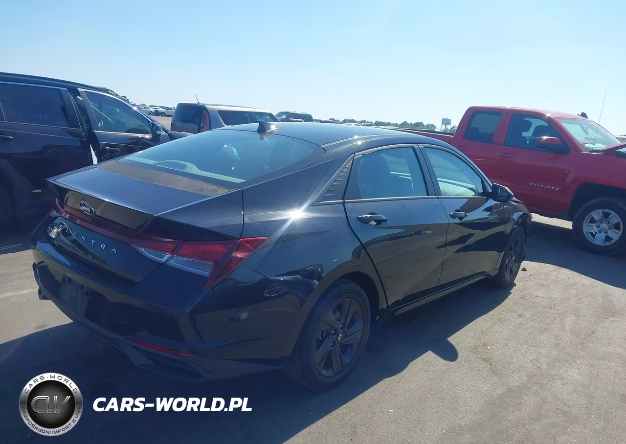 2022 Hyundai Elantra Sel VIN:KMHLS4AG5NU276468 - 4
