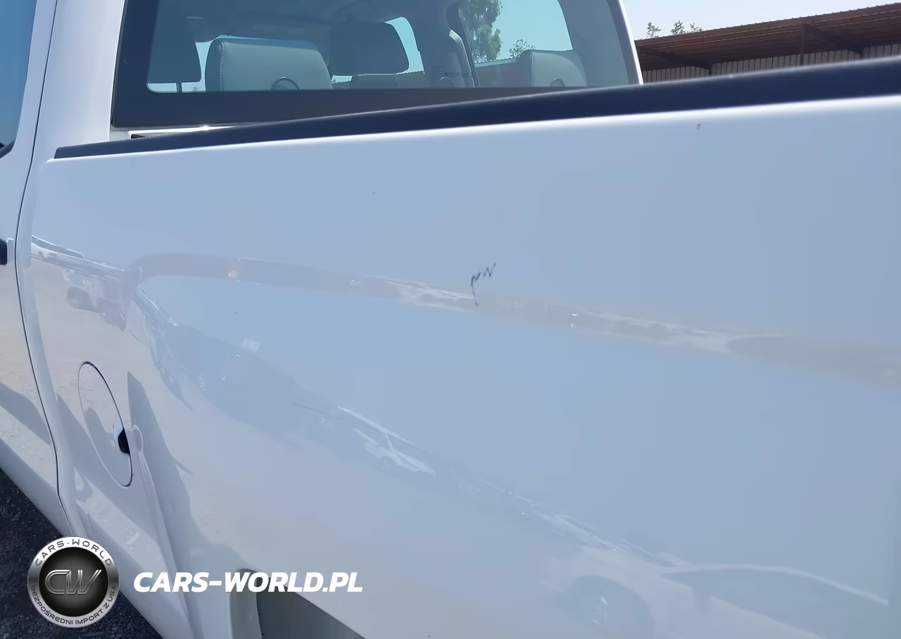 2018 Chevrolet Silverado 1500 Wt VIN:1GCVKNEH6JZ120295 - 14