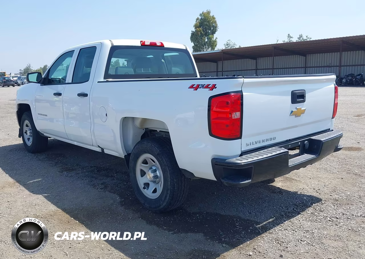 2018 Chevrolet Silverado 1500 Wt VIN:1GCVKNEH6JZ120295 - 3