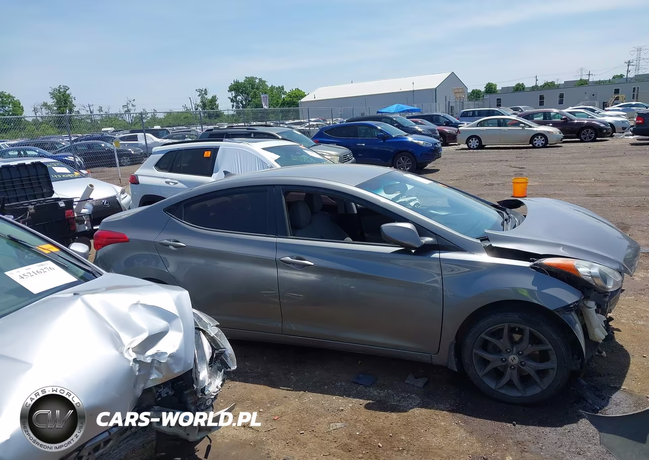 2012 Hyundai Elantra Gls VIN:5NPDH4AEXCH135926 - 14