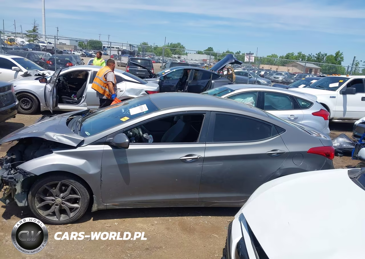 2012 Hyundai Elantra Gls VIN:5NPDH4AEXCH135926 - 15