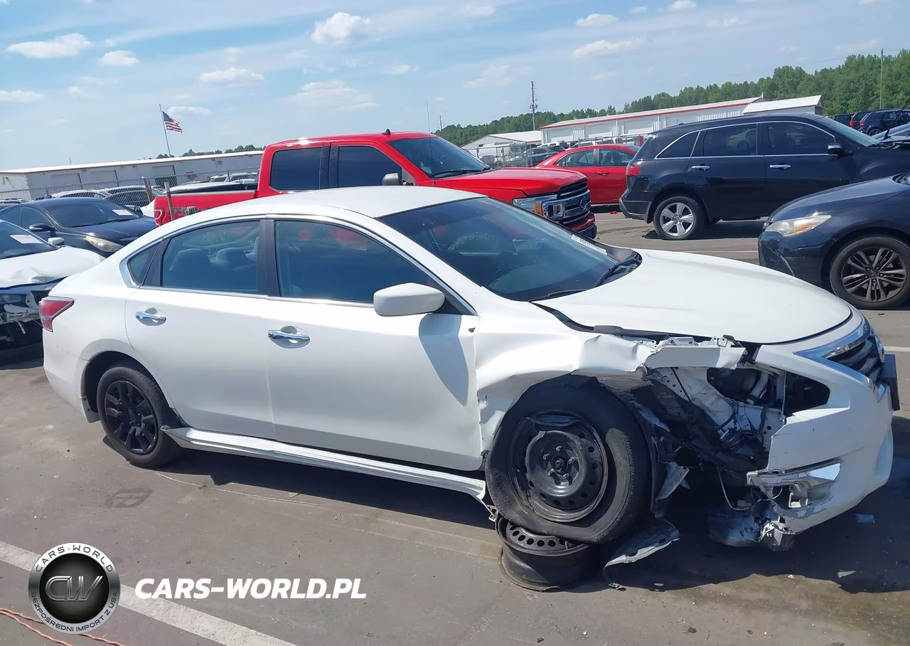 2014 Nissan Altima 2.5 S VIN:1N4AL3AP6EN350077 - 13