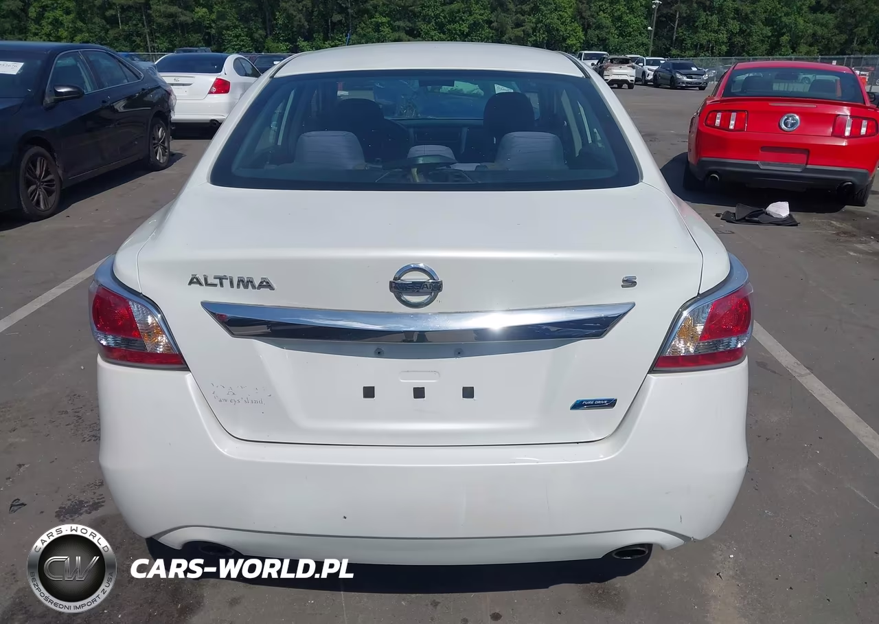2014 Nissan Altima 2.5 S VIN:1N4AL3AP6EN350077 - 16