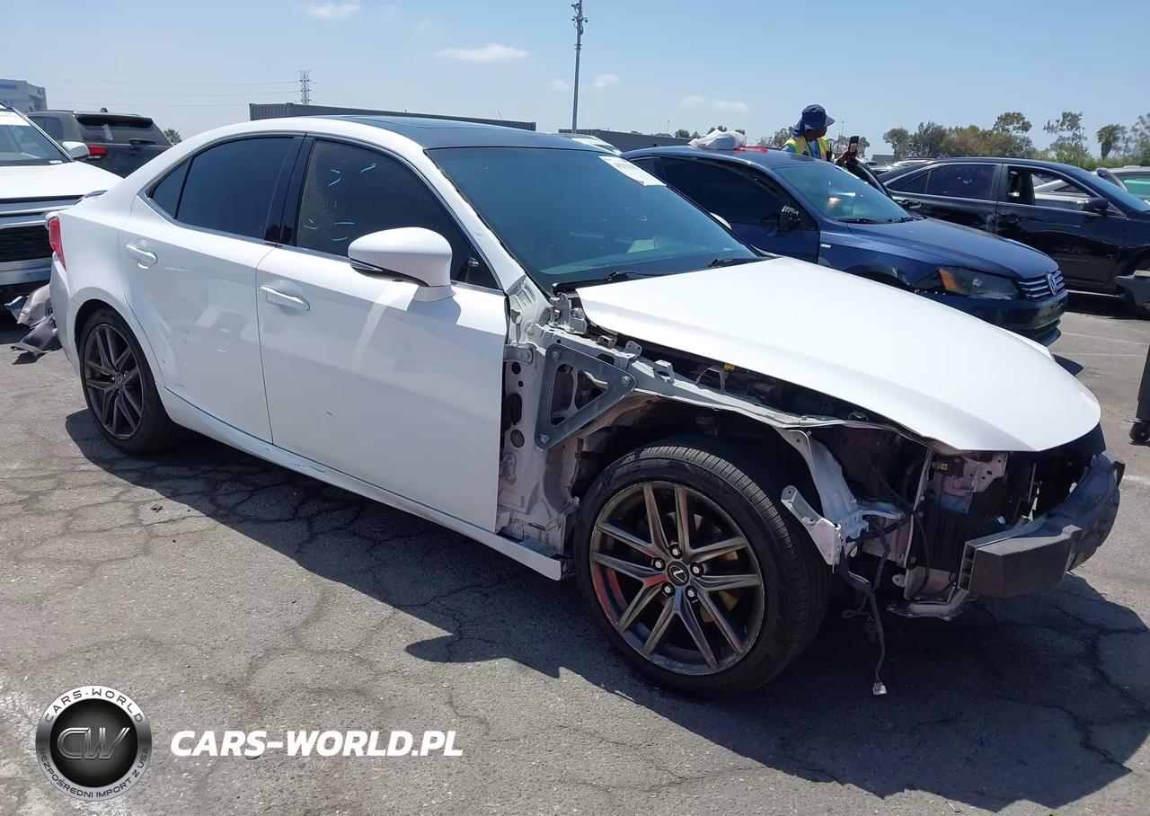 2015 Lexus Is 250 – zdjęcie 1 z 18