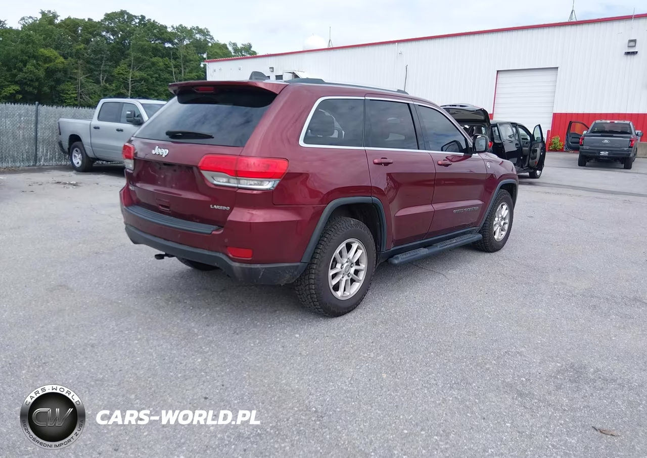 2019 Jeep Grand Cherokee Laredo E 4X4 VIN:1C4RJFAG6KC551179 - 4