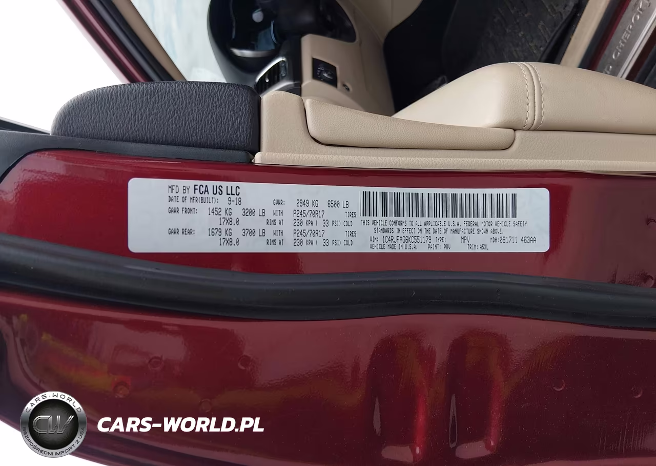 2019 Jeep Grand Cherokee Laredo E 4X4 VIN:1C4RJFAG6KC551179 - 9