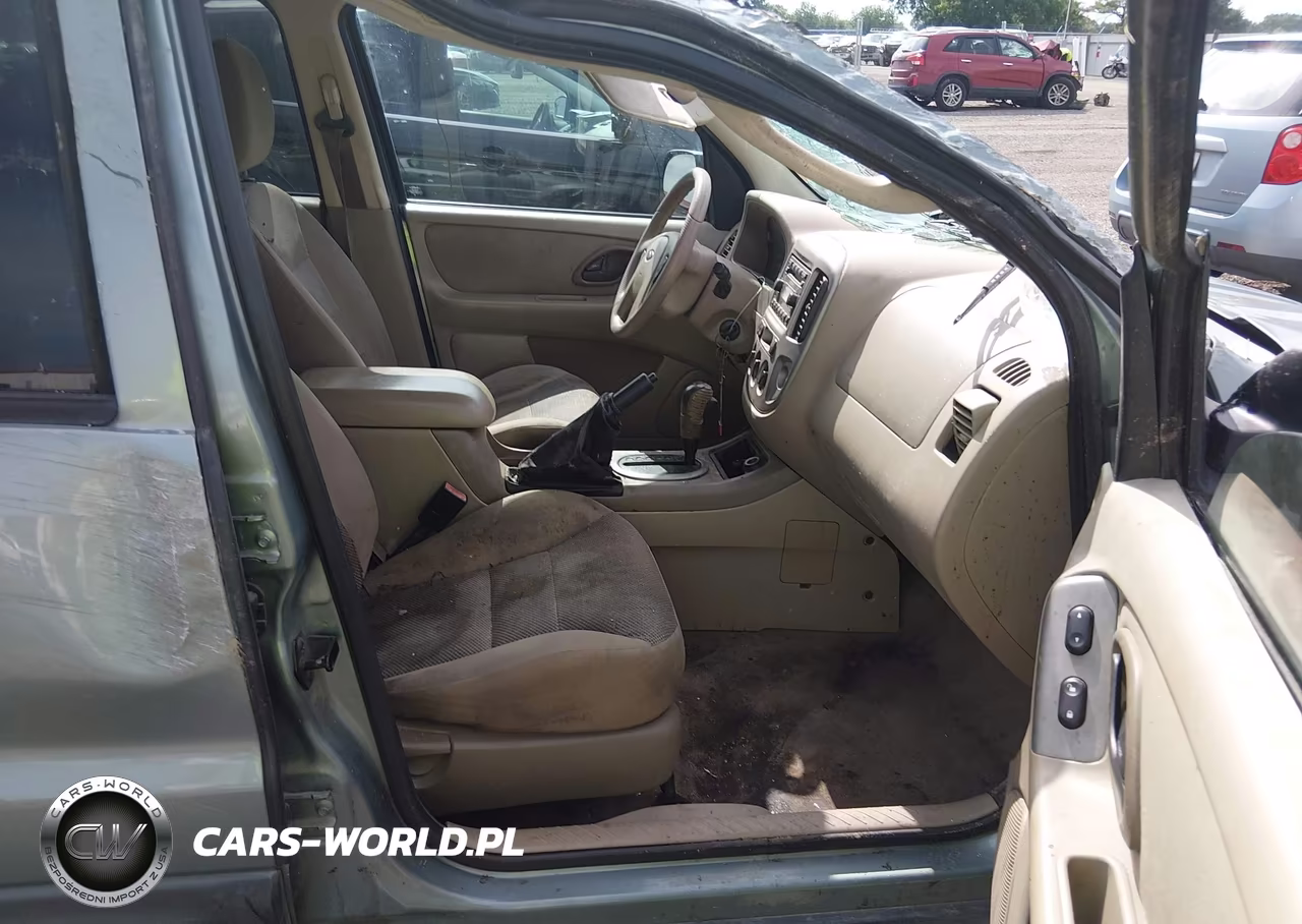 2005 Ford Escape Xlt VIN:1FMYU031X5KA88235 - 5