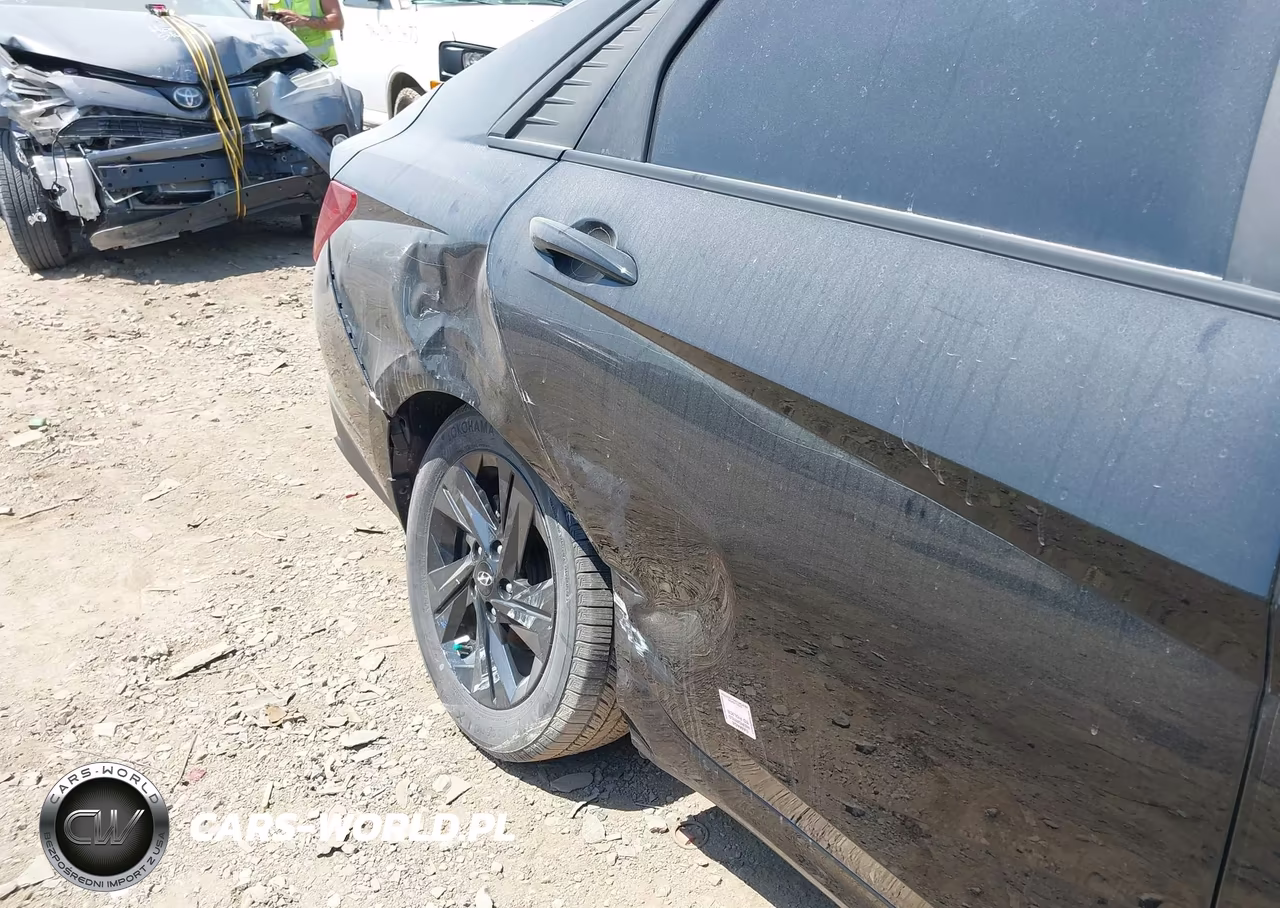 2023 Hyundai Elantra Sel VIN:KMHLM4AG6PU385485 - 18