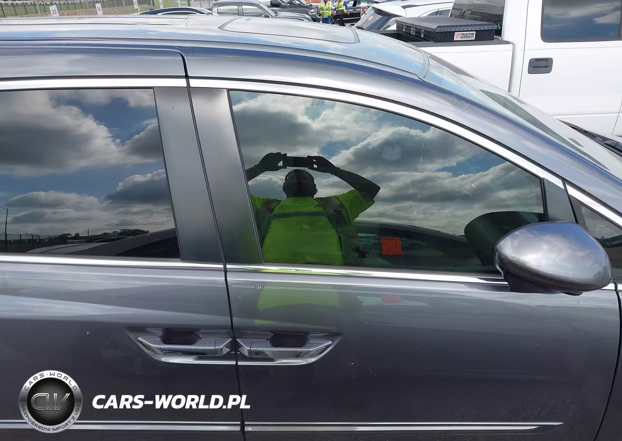 2017 Honda Odyssey Ex-L VIN:5FNRL5H60HB018435 - 12