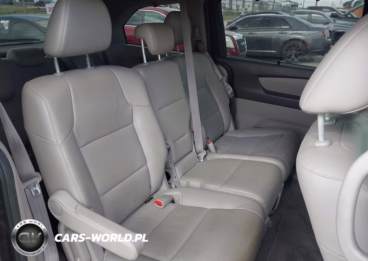 2017 Honda Odyssey Ex-L VIN:5FNRL5H60HB018435 - 8