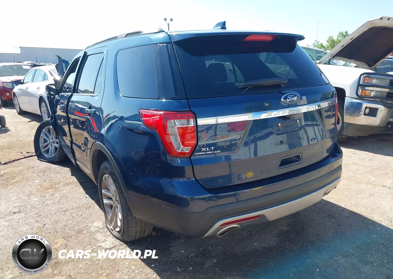 2017 Ford Explorer Xlt VIN:1FM5K7D84HGB39183 - 3