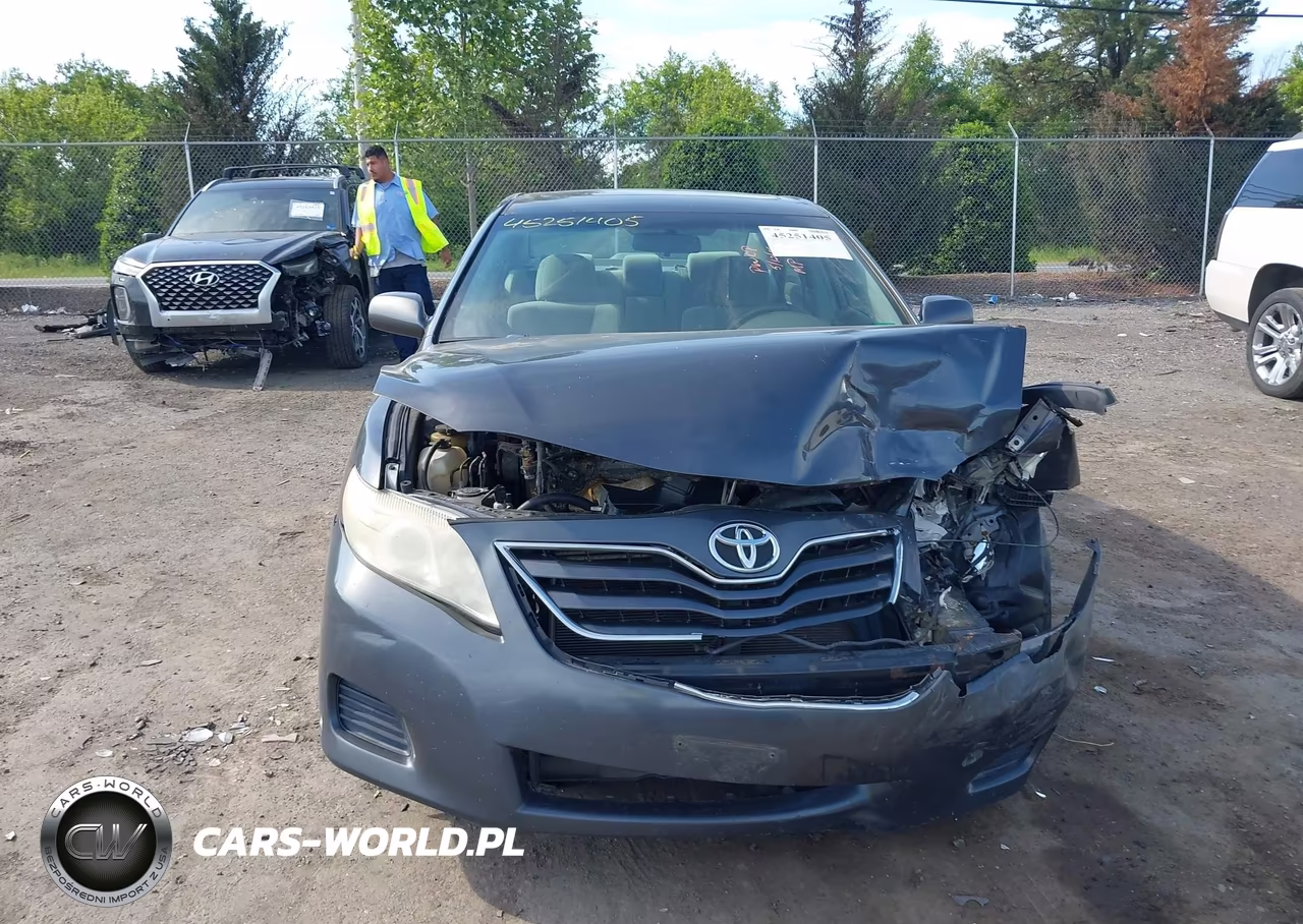 2010 Toyota Camry Le VIN:4T1BF3EK0AU115576 - 12