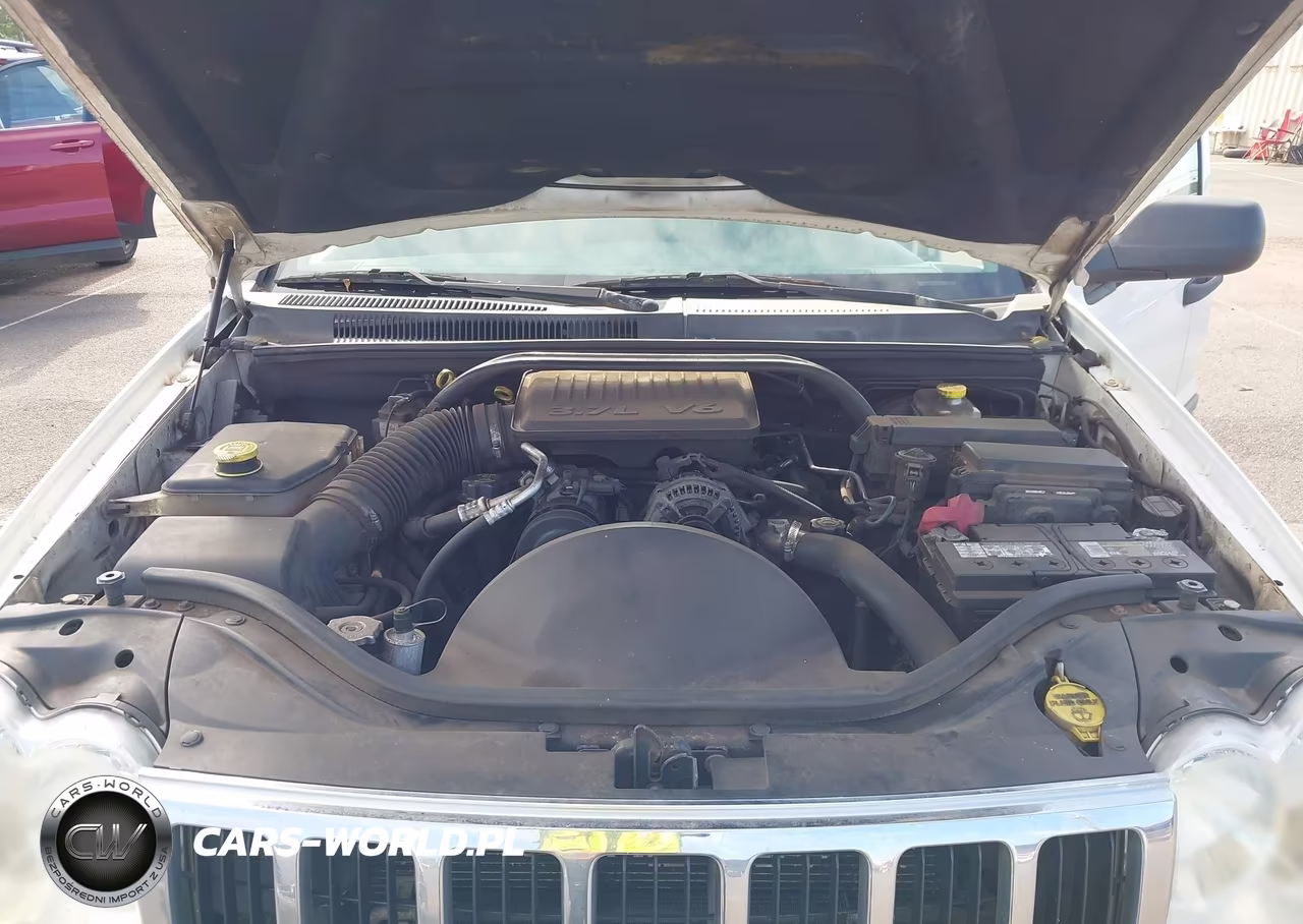 2005 Jeep Grand Cherokee Laredo VIN:1J4GR48KX5C722352 - 10