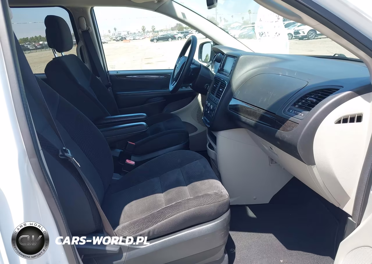 2018 Dodge Grand Caravan Se VIN:2C4RDGBG7JR296513 - 5
