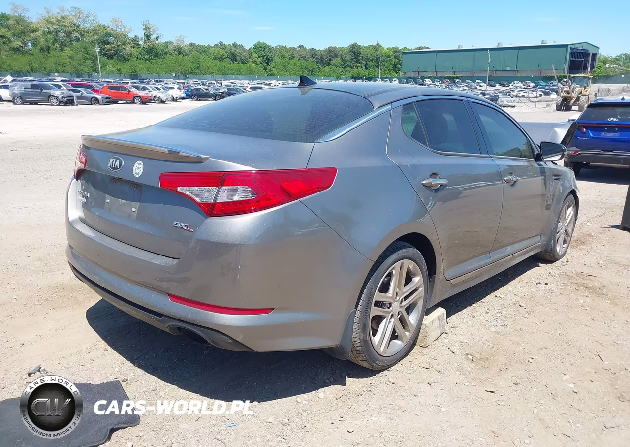 2013 Kia Optima Sx VIN:5XXGR4A61DG098801 - 4