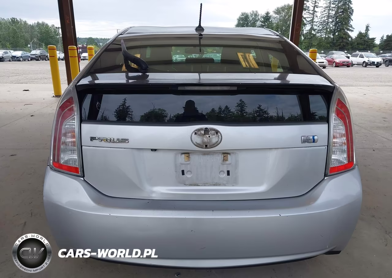 2012 Toyota Prius Three VIN:JTDKN3DU2C5511077 - 16