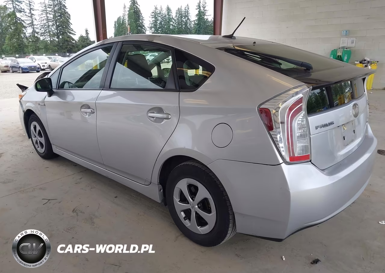 2012 Toyota Prius Three VIN:JTDKN3DU2C5511077 - 3