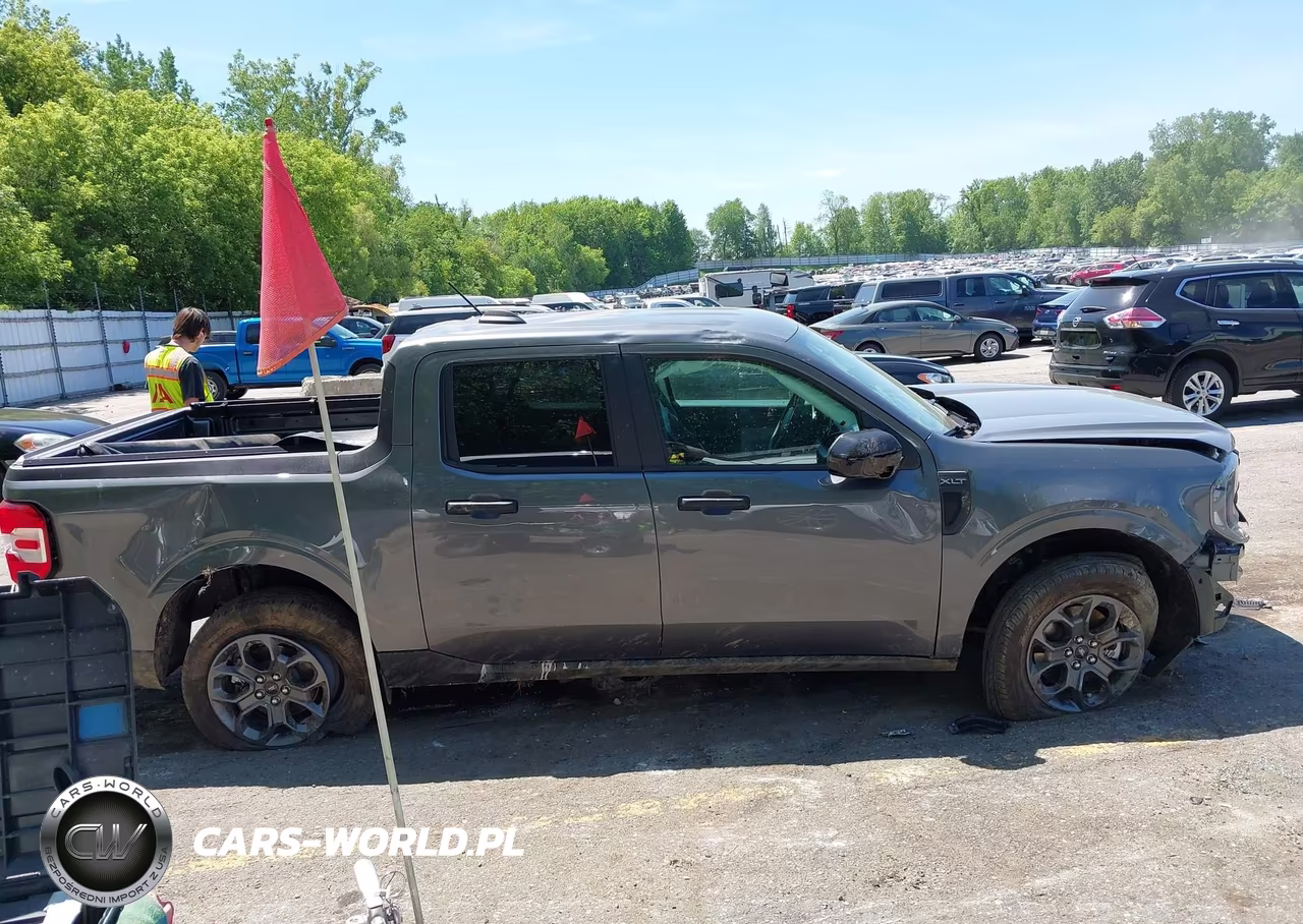 2025 Ford Maverick Xlt VIN:3FTTW8H31SRB22362 - 12