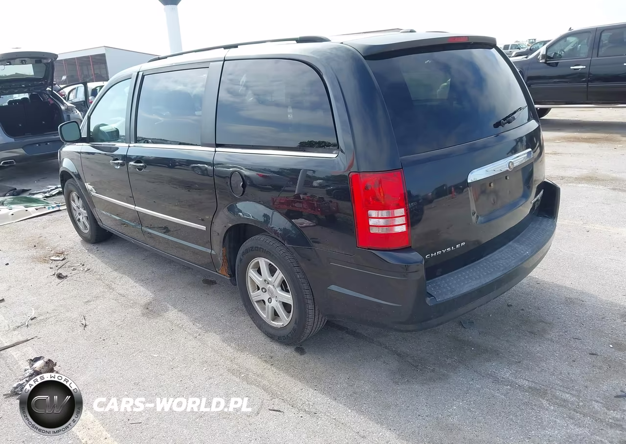 2010 Chrysler Town & Country Touring VIN:2A4RR5D19AR141602 - 3
