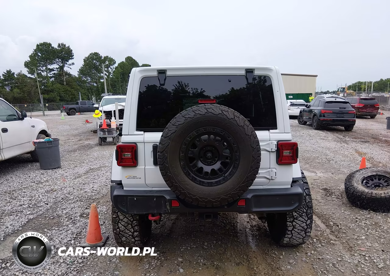 2021 Jeep Wrangler Unlimited Rubicon 4X4 VIN:1C4HJXFN8MW820292 - 16