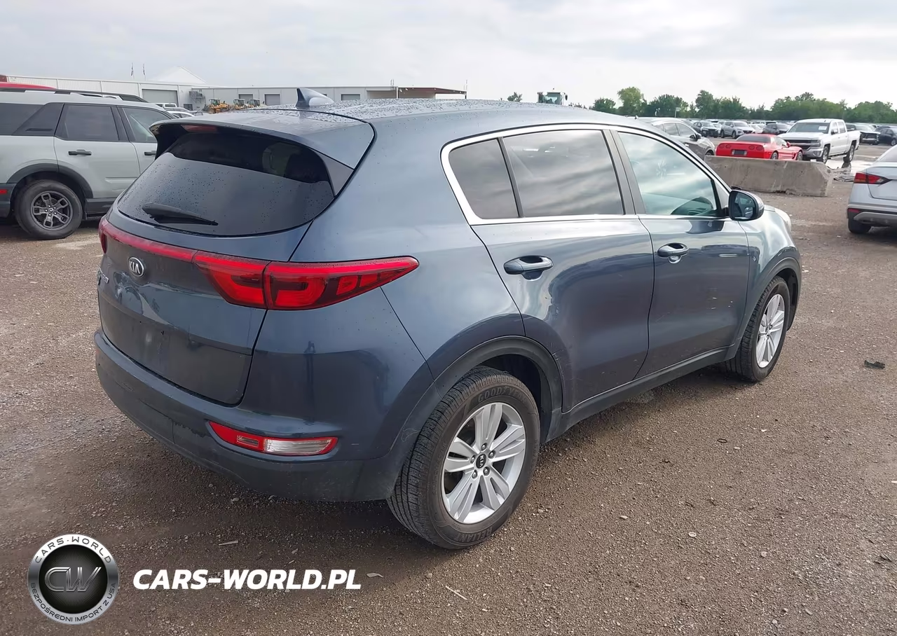2018 Kia Sportage Lx VIN:KNDPM3AC0J7454237 - 4