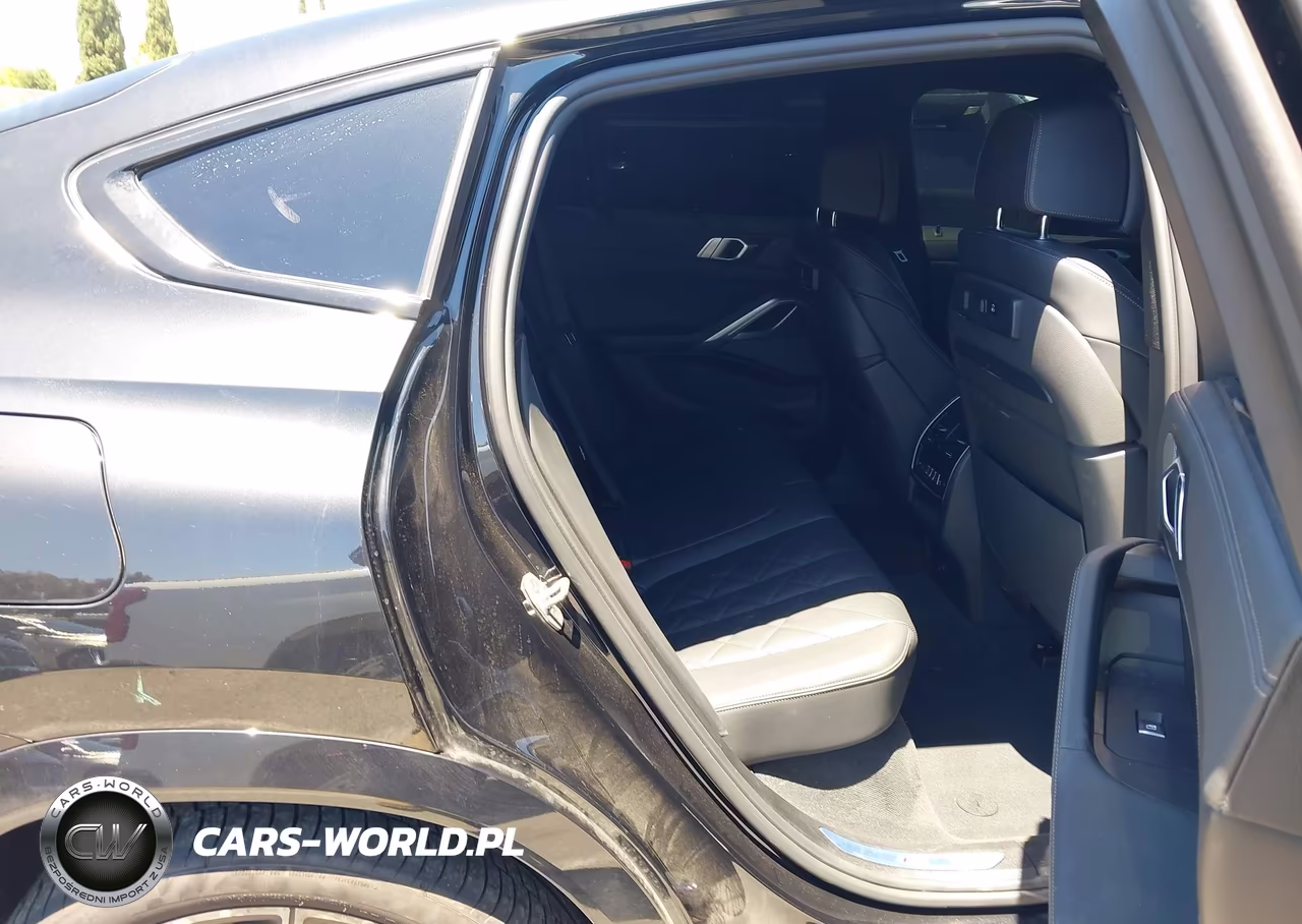 2023 BMW X6 M50I VIN:5UXCY8C01P9P14241 - 8