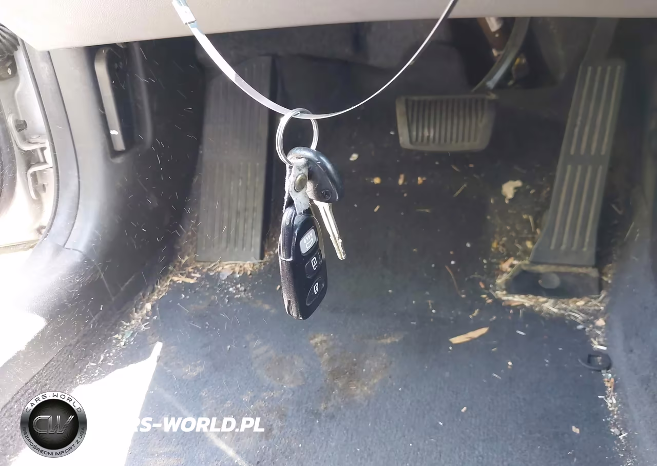2013 Hyundai Elantra Gls VIN:KMHDH4AE4DU795852 - 11
