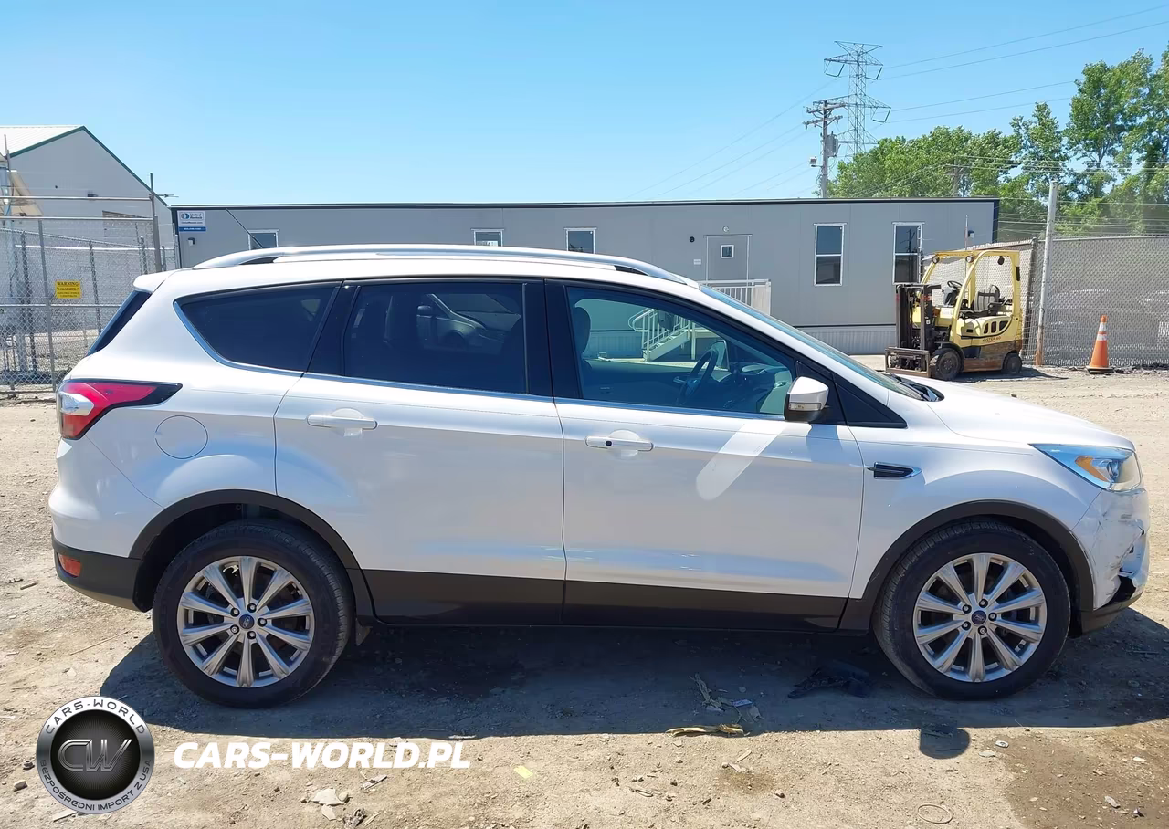 2017 Ford Escape Titanium VIN:1FMCU0JD7HUC47664 - 13