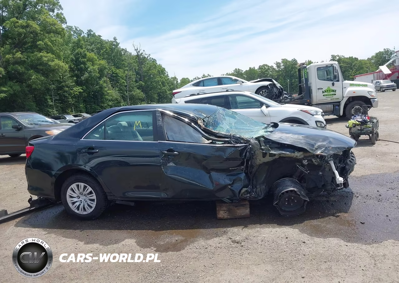 2013 Toyota Camry Le VIN:4T4BF1FK1DR330414 - 14