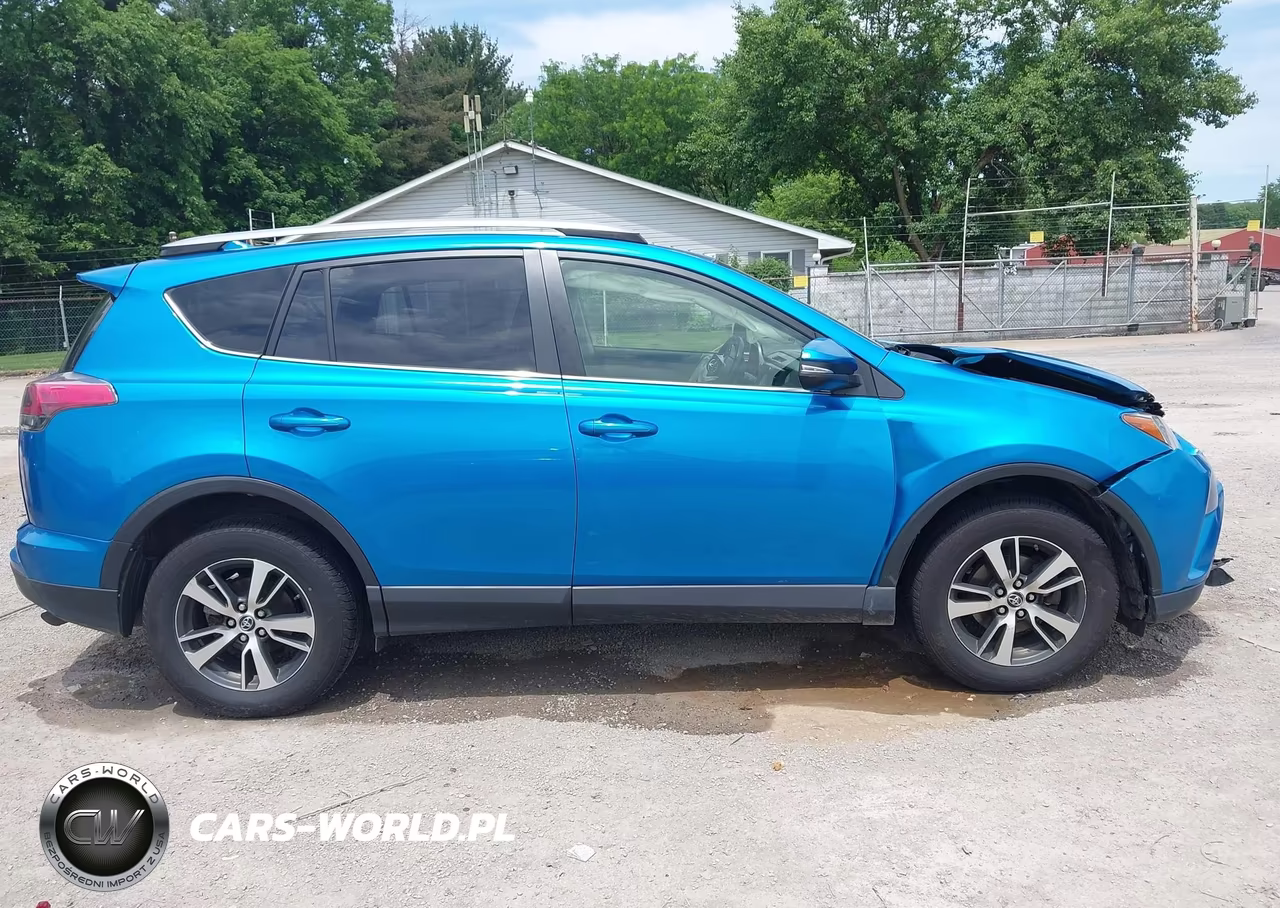 2017 Toyota Rav4 Xle VIN:JTMRFREV5HD199646 - 13