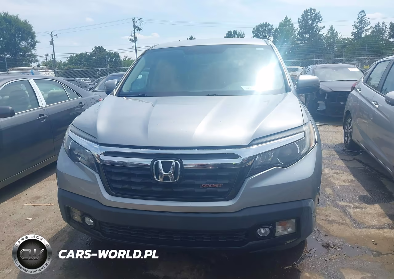 2019 Honda Ridgeline Sport VIN:5FPYK3F1XKB047966 - 11