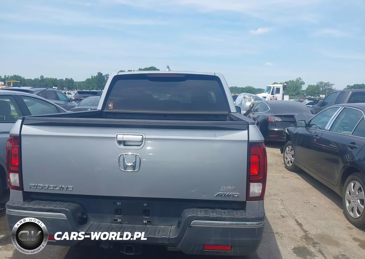 2019 Honda Ridgeline Sport VIN:5FPYK3F1XKB047966 - 15