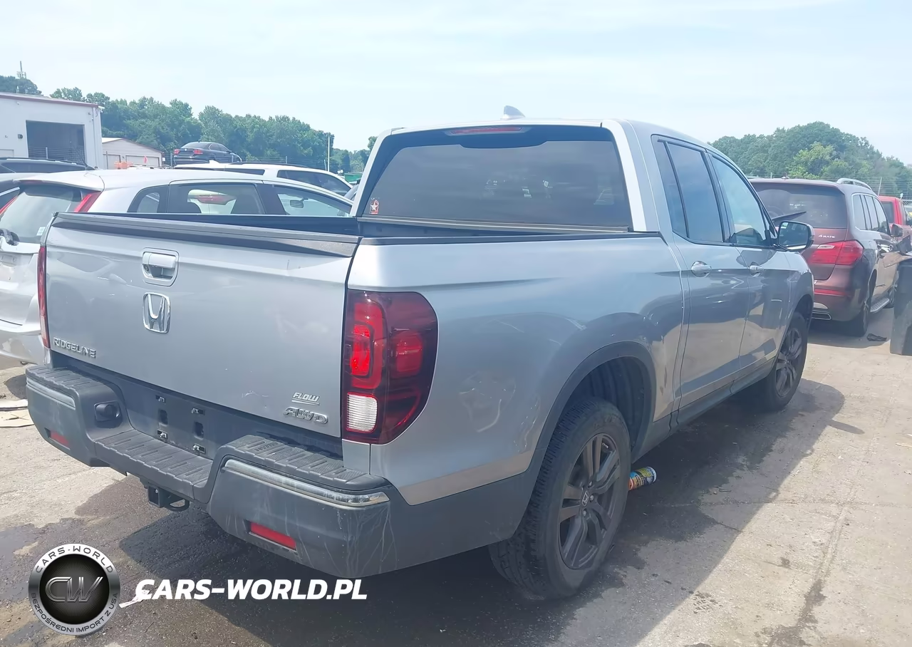 2019 Honda Ridgeline Sport VIN:5FPYK3F1XKB047966 - 4