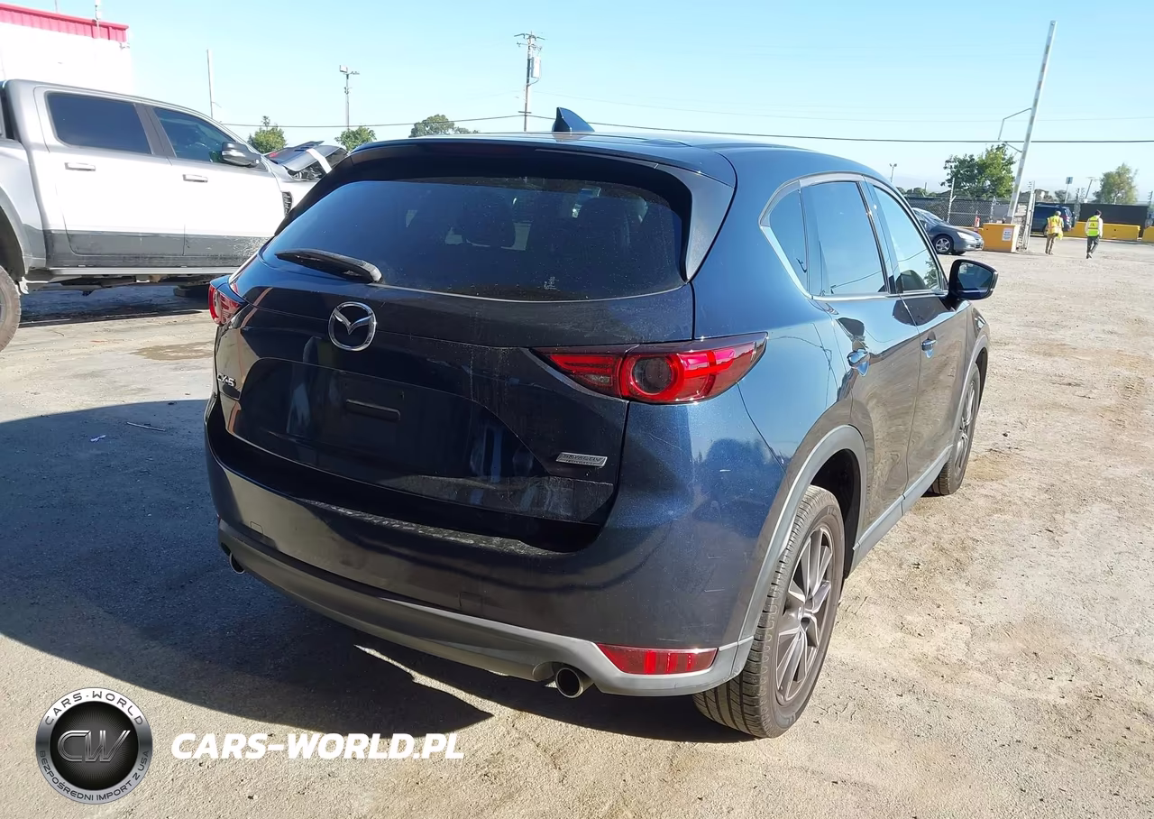 2018 Mazda Cx-5 Grand Touring VIN:JM3KFADM1J1326919 - 4