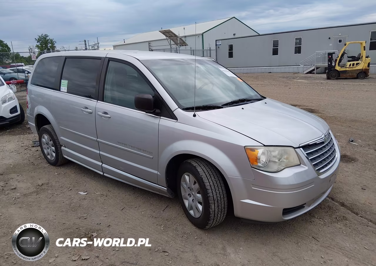 2010 Chrysler Town & Country Lx