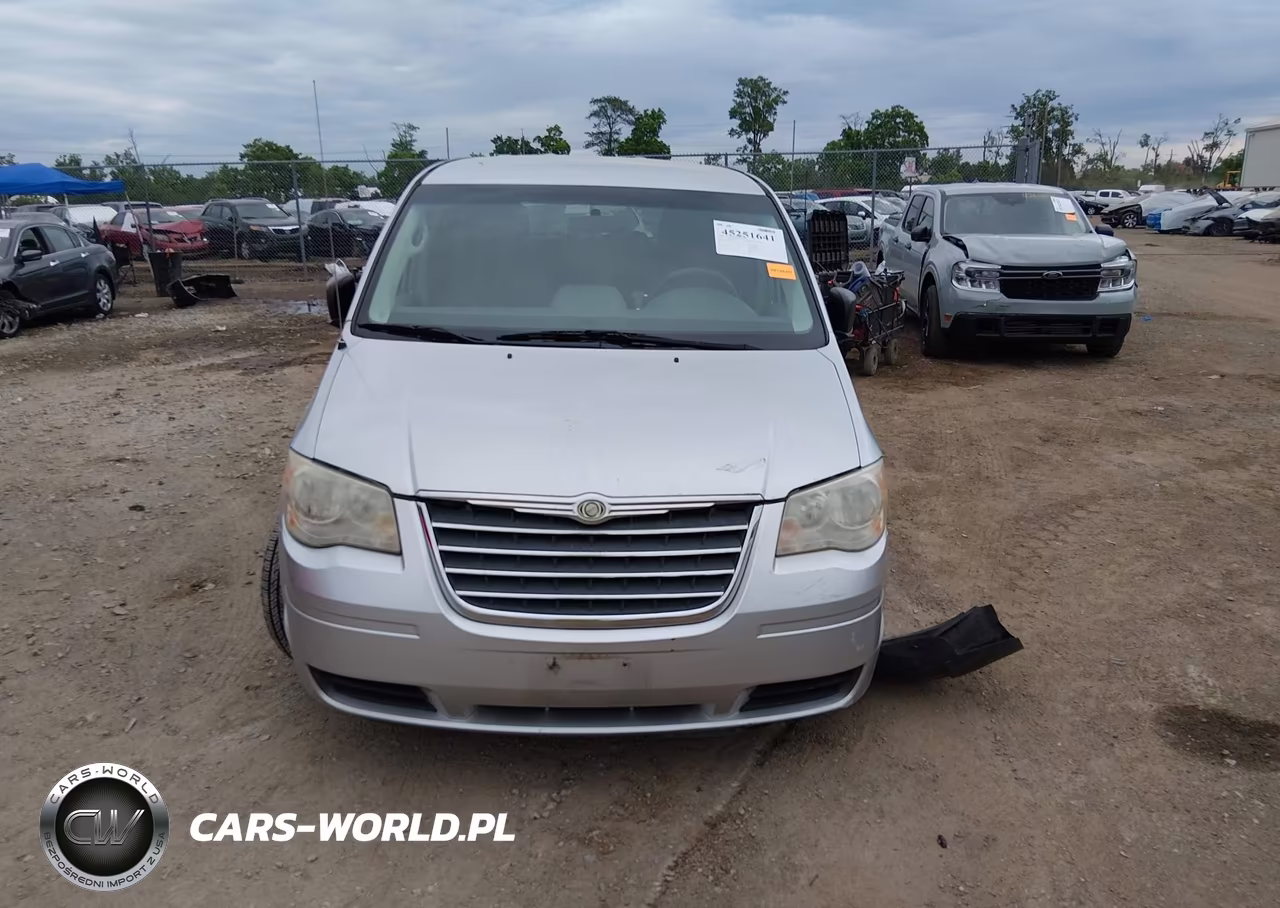 2010 Chrysler Town & Country Lx VIN:2A4RR4DE9AR103056 - 13
