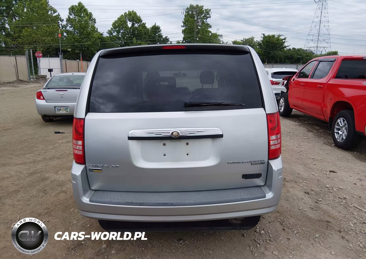 2010 Chrysler Town & Country Lx VIN:2A4RR4DE9AR103056 - 17