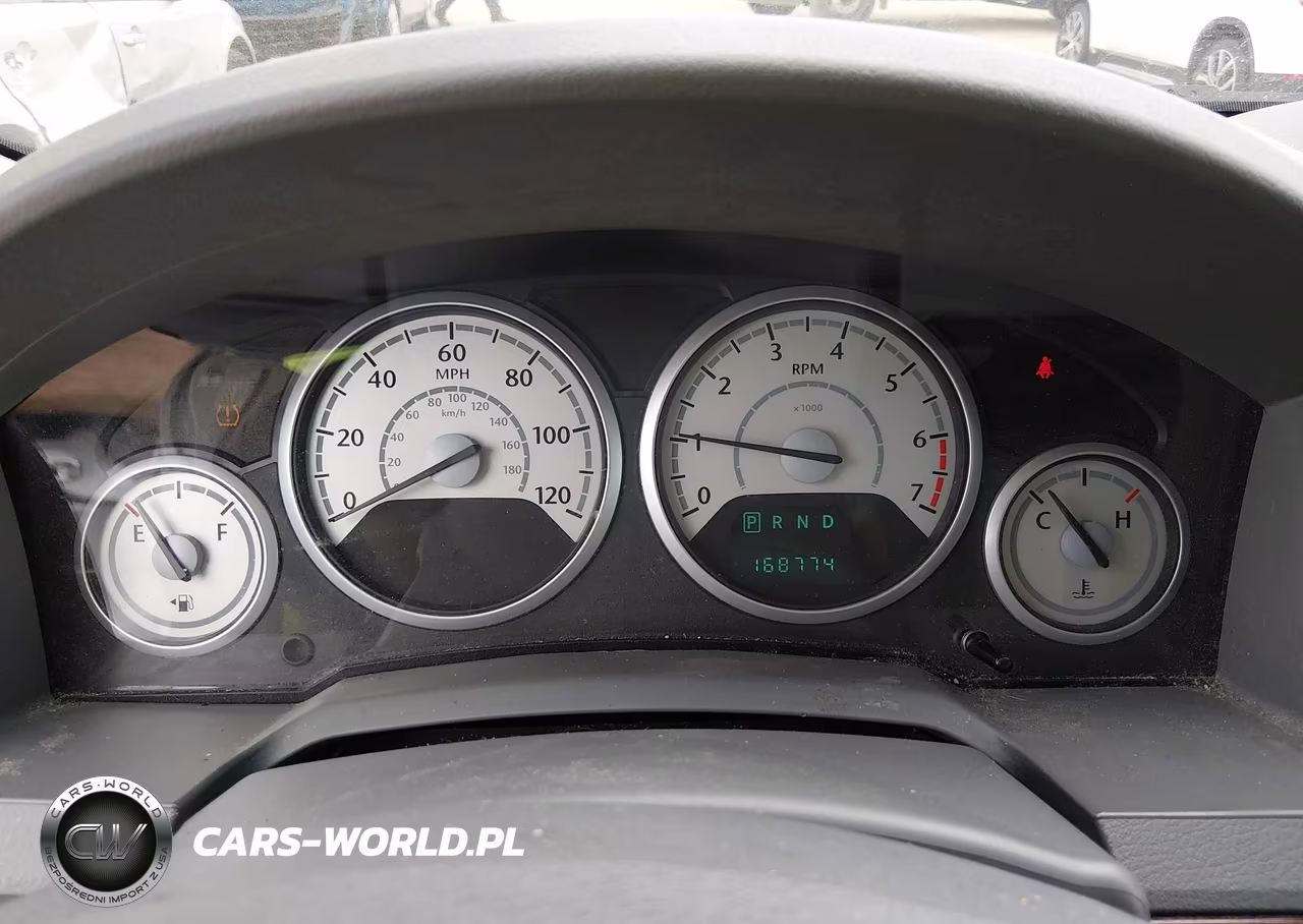 2010 Chrysler Town & Country Lx VIN:2A4RR4DE9AR103056 - 7