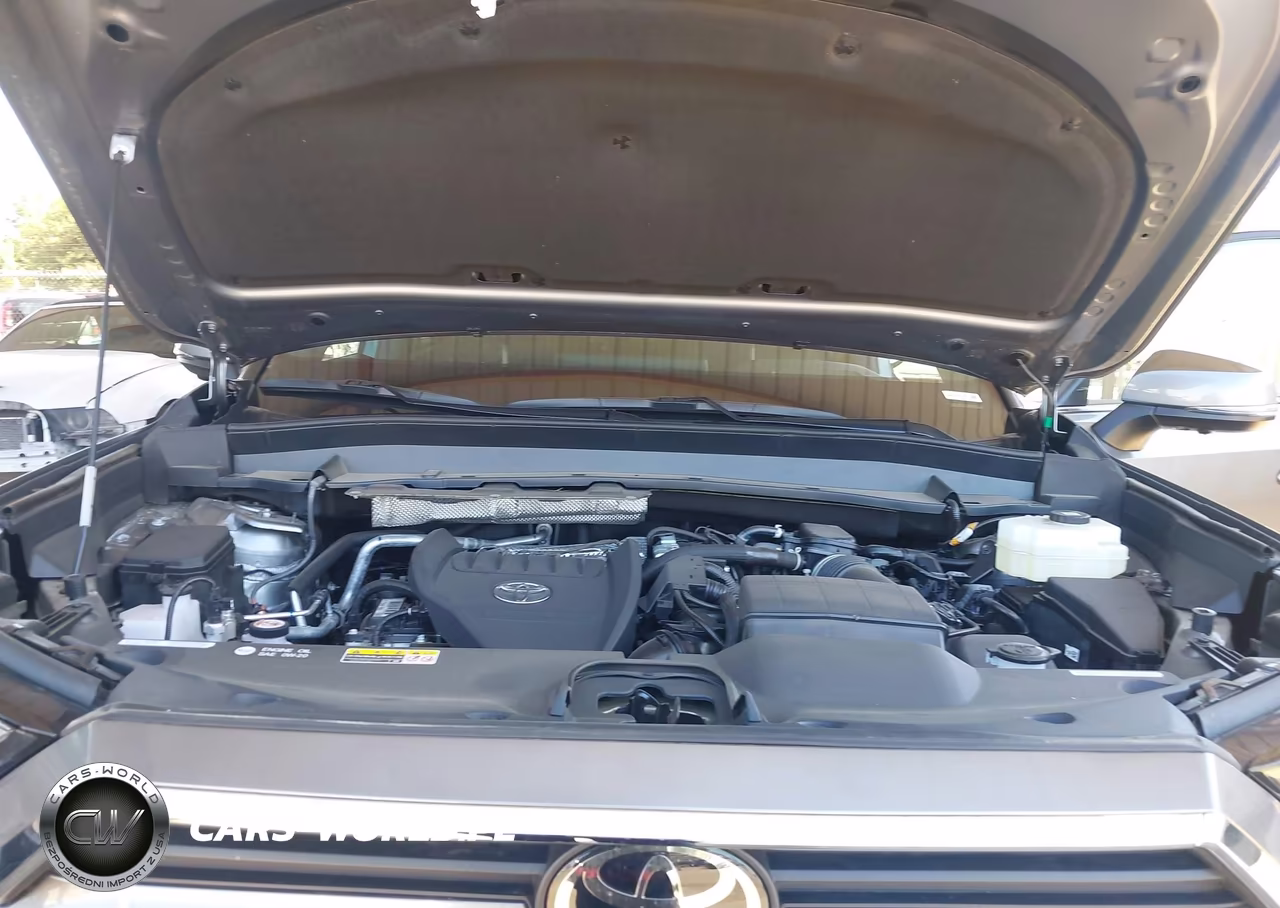 2026 Toyota Grand Highlander Hybrid Max Platinum VIN:5TDADAB52TS029203 - 10