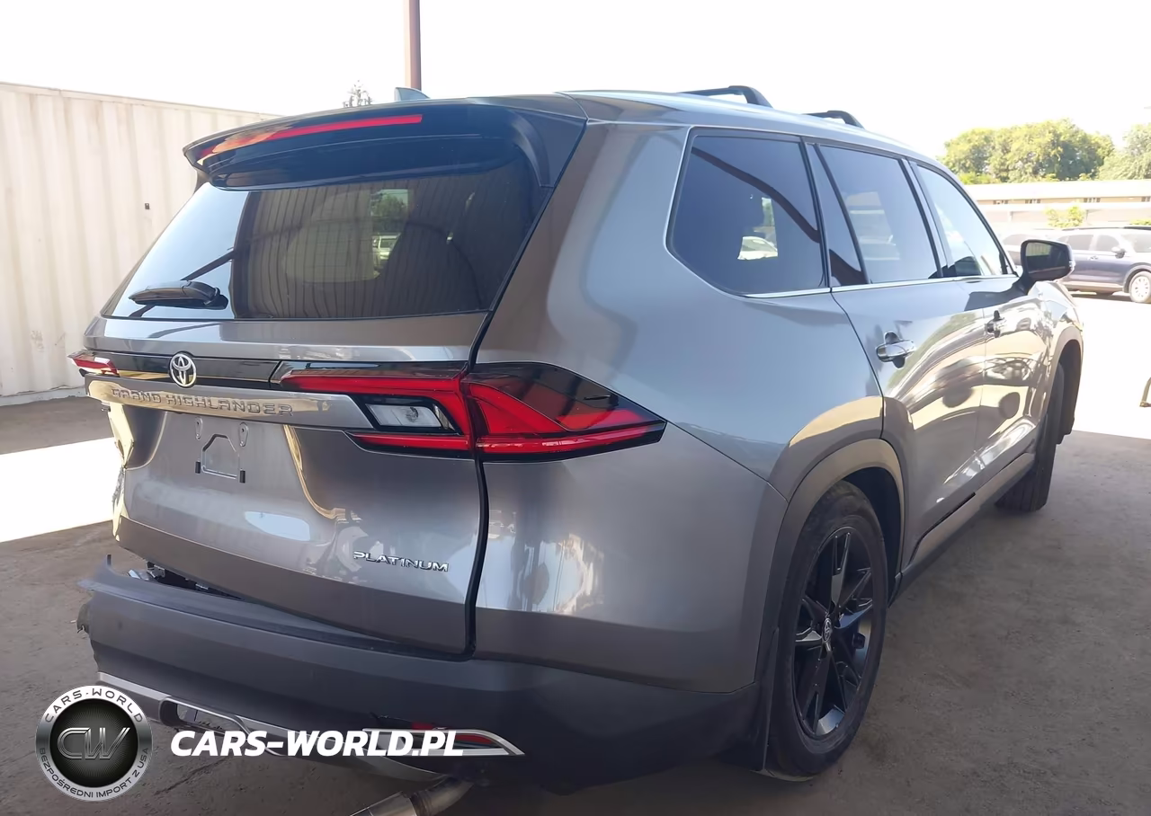 2026 Toyota Grand Highlander Hybrid Max Platinum VIN:5TDADAB52TS029203 - 4