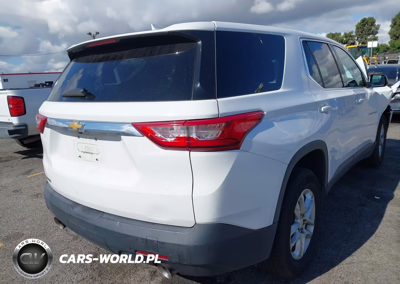 2018 Chevrolet Traverse Ls VIN:1GNERFKW5JJ185200 - 4
