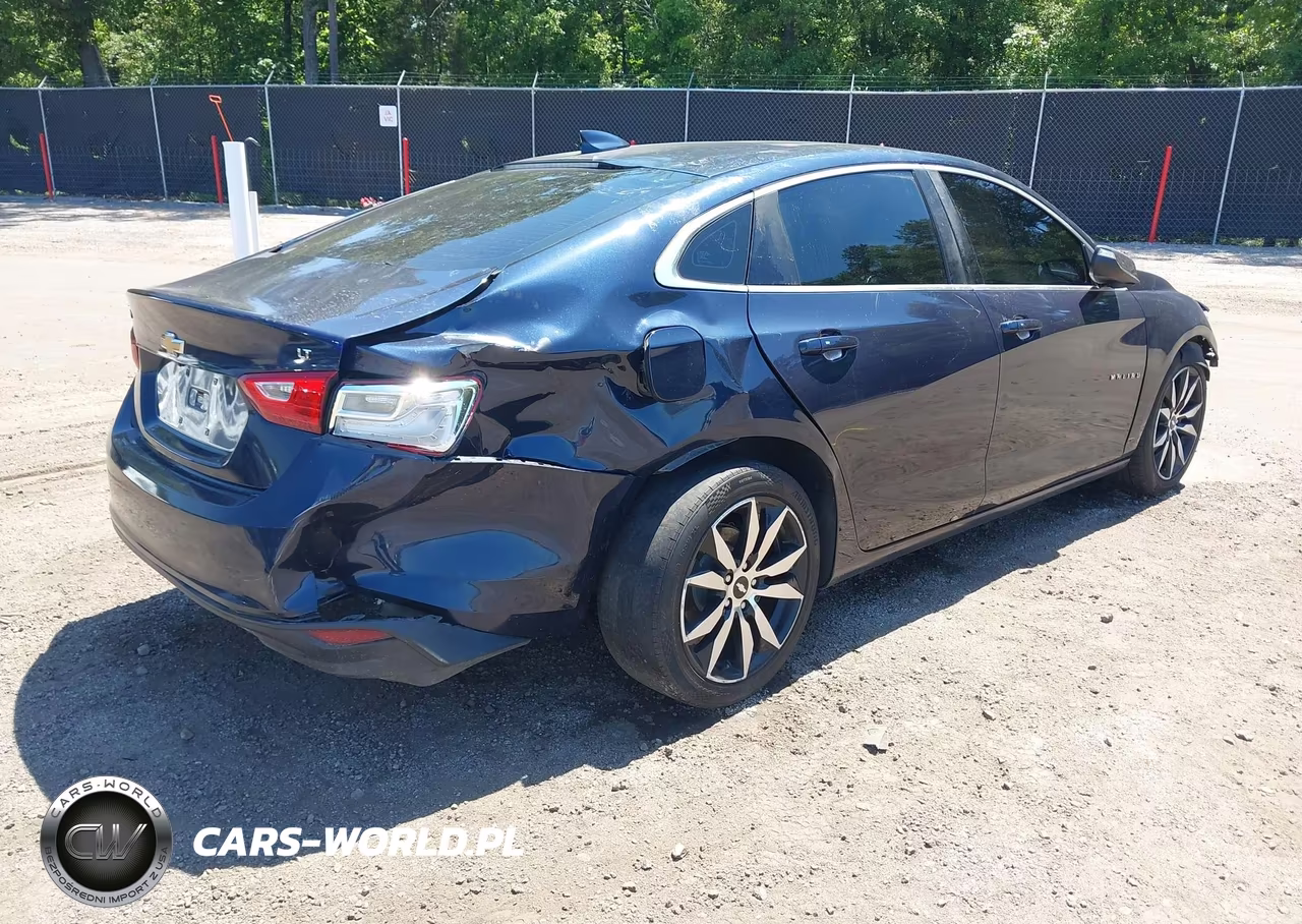 2017 Chevrolet Malibu 1Lt VIN:1G1ZE5ST5HF123307 - 4