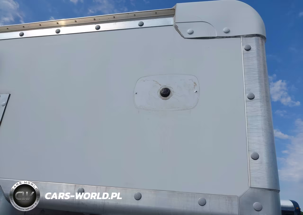 2013 Ford F-550 Chassis Xl VIN:1FDUF5GT3DEB00143 - 13