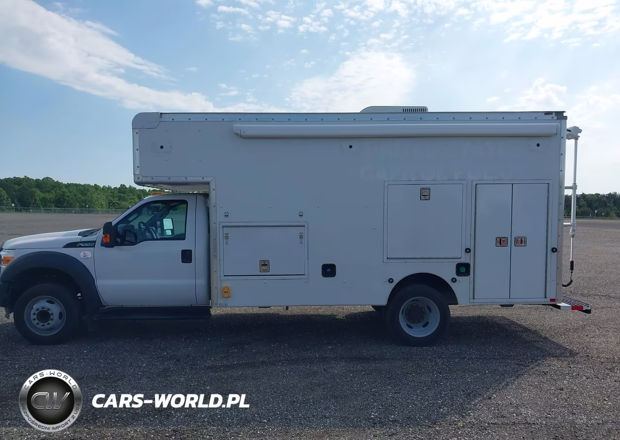 2013 Ford F-550 Chassis Xl VIN:1FDUF5GT3DEB00143 - 18