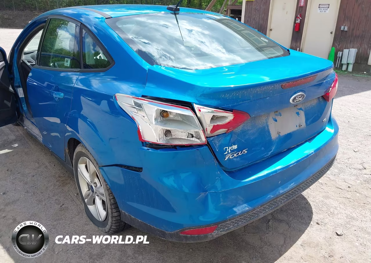 2014 Ford Focus Se VIN:1FADP3F24EL125375 - 6