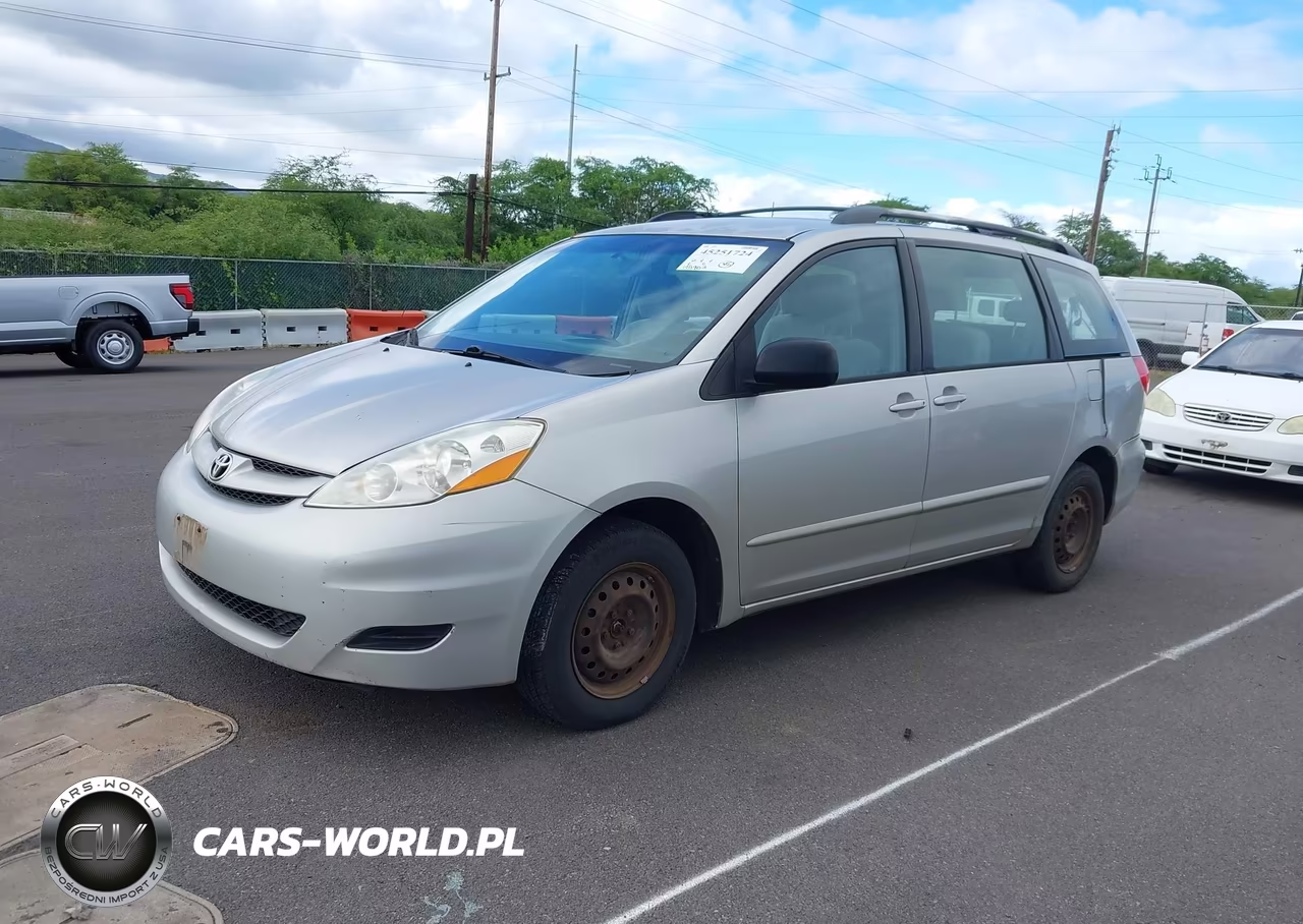 2009 Toyota Sienna Le VIN:5TDZK23C79S267388 - 2