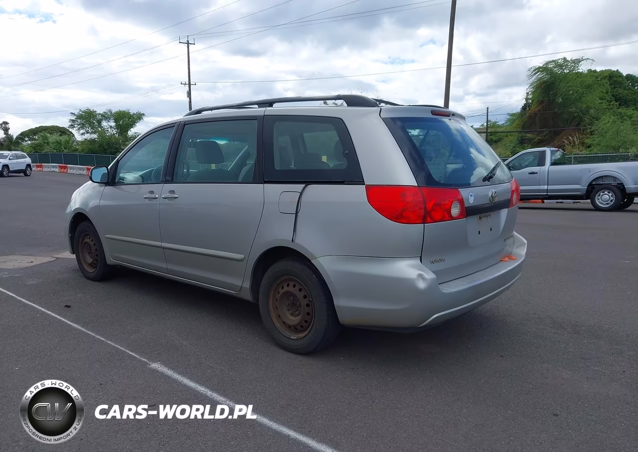 2009 Toyota Sienna Le VIN:5TDZK23C79S267388 - 3