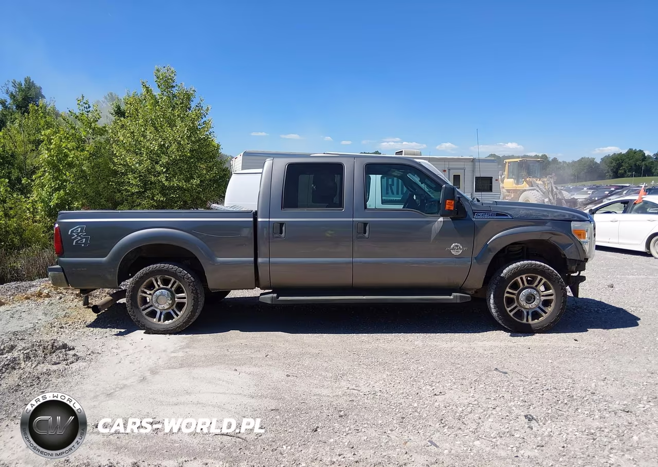 2012 Ford F-250 Xlt VIN:1FT7W2BT4CEB02747 - 13